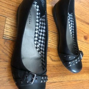 Arizona black flats